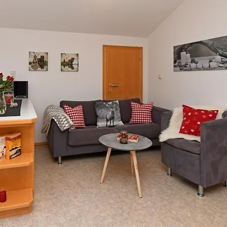 Ruef Wohlfuehl-apartments *